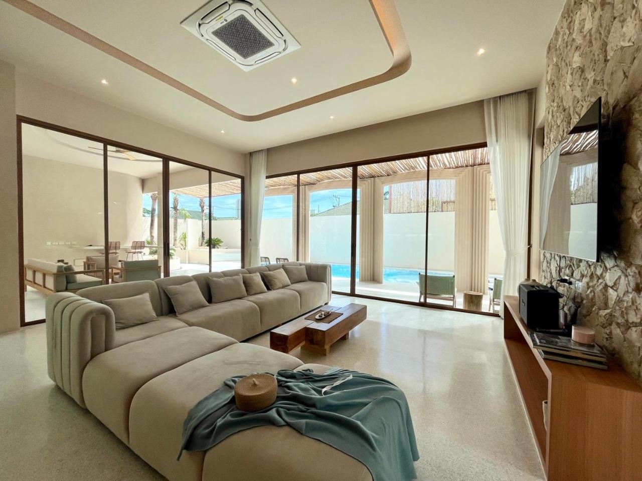 5 Bedrooms Luxury Pool Villa Jomtien Exterior photo